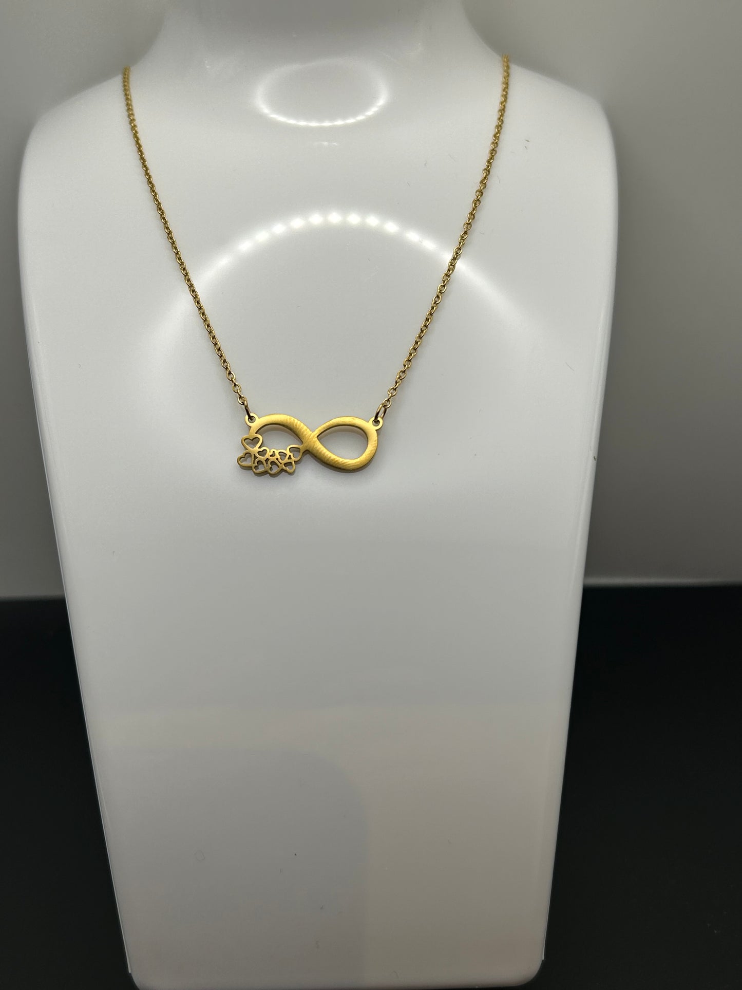 COLLIER INFINI